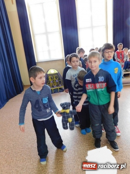 Zdjęcie w galerii na portalu naszraciborz.pl: Misiowa Olimpiada w Szkole Podstawowej nr 4  wiadomości z regionu