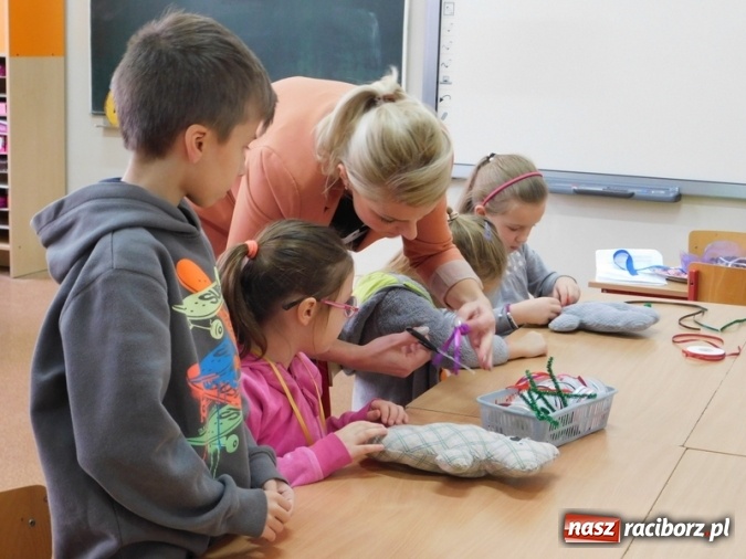 Zdjęcie w galerii na portalu naszraciborz.pl: Misiowa Olimpiada w Szkole Podstawowej nr 4  wiadomości z regionu