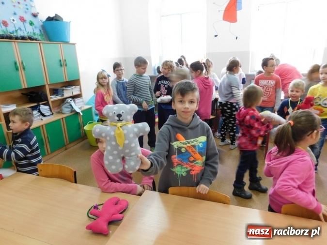 Zdjęcie w galerii na portalu naszraciborz.pl: Misiowa Olimpiada w Szkole Podstawowej nr 4  wiadomości z regionu