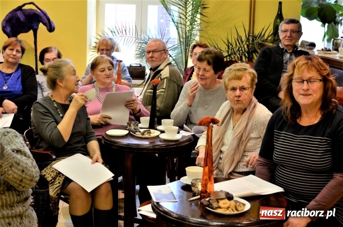 Zdjęcie w galerii na portalu naszraciborz.pl: Wczoraj odbyło się pierwsze spotkanie w ramach Kawiarenki Seniora wiadomości z regionu