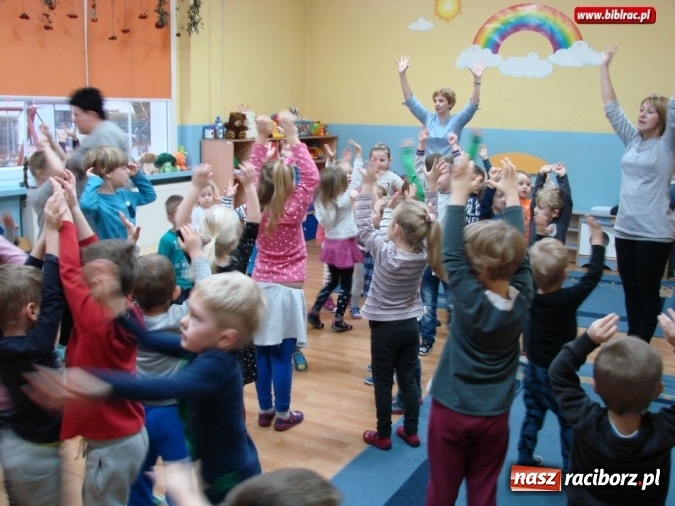 Zdjęcie w galerii na portalu naszraciborz.pl: Biblioteka świętowała Dzień Pluszowego Misia  wiadomości z regionu