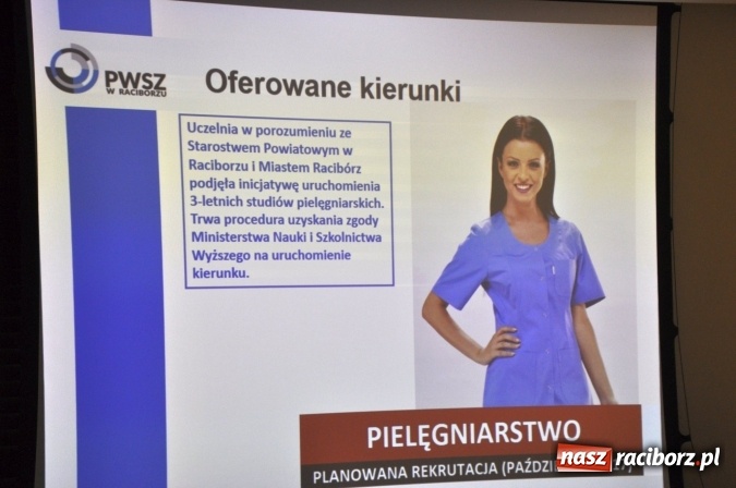 Zdjęcie w galerii na portalu naszraciborz.pl: Rektor PWSZ w Raciborzu prof. Ewa Stachura gościem na sesji rady powiatu wiadomości z regionu