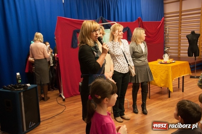 Zdjęcie w galerii na portalu naszraciborz.pl: Szkoła Podstawowa nr 18 zaprosiła przyszłych uczniów z rodzicami na dni otwarte wiadomości z regionu