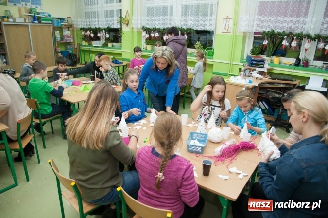 Zdjęcie w galerii na portalu naszraciborz.pl: Szkoła Podstawowa nr 18 zaprosiła przyszłych uczniów z rodzicami na dni otwarte wiadomości z regionu