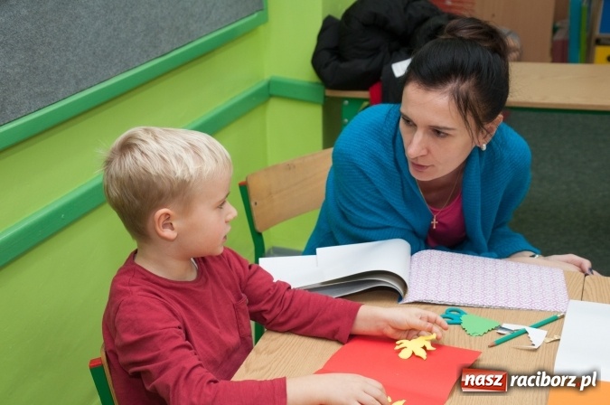 Zdjęcie w galerii na portalu naszraciborz.pl: Szkoła Podstawowa nr 18 zaprosiła przyszłych uczniów z rodzicami na dni otwarte wiadomości z regionu