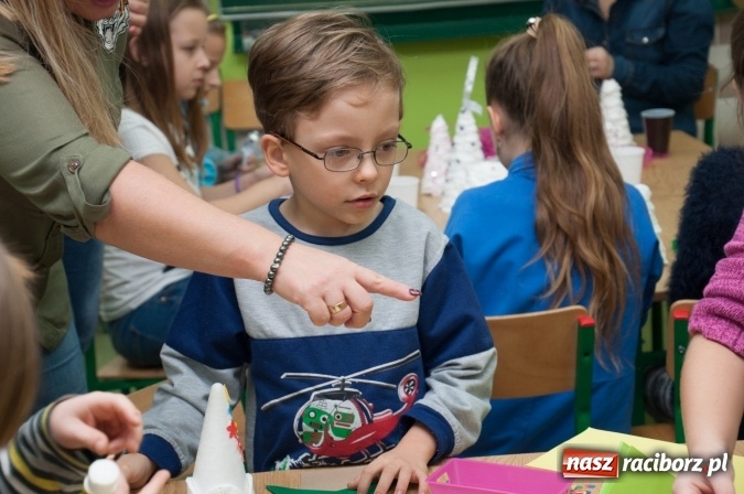 Zdjęcie w galerii na portalu naszraciborz.pl: Szkoła Podstawowa nr 18 zaprosiła przyszłych uczniów z rodzicami na dni otwarte wiadomości z regionu