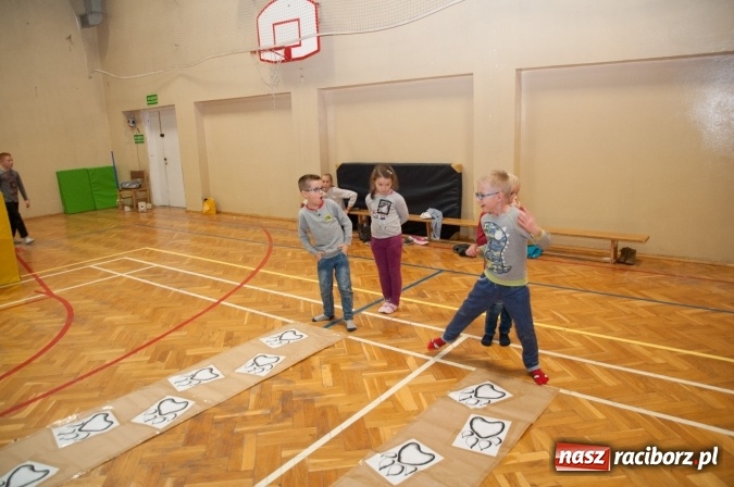 Zdjęcie w galerii na portalu naszraciborz.pl: Szkoła Podstawowa nr 18 zaprosiła przyszłych uczniów z rodzicami na dni otwarte wiadomości z regionu