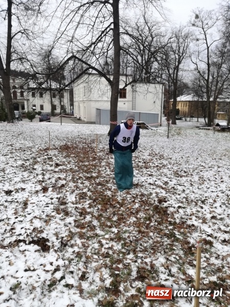 Zdjęcie w galerii na portalu naszraciborz.pl: I miejsce MOW-u Rudy w VIII Biegach&nbsp;Terenowo-Przełajowych Hrabiego Larischa wiadomości z regionu