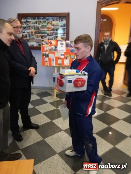 Zdjęcie w galerii na portalu naszraciborz.pl: I miejsce MOW-u Rudy w VIII Biegach&nbsp;Terenowo-Przełajowych Hrabiego Larischa wiadomości z regionu