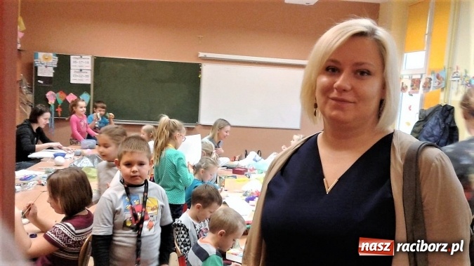 Zdjęcie w galerii na portalu naszraciborz.pl: Przygotowania przedświąteczne w Szkole Podstawowej nr 13 trwają pełną parą! wiadomości z regionu