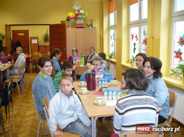 Zdjęcie w galerii na portalu naszraciborz.pl: Trzynastka zyskała nowego partnera wiadomości z regionu