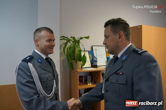Zdjęcie w galerii na portalu naszraciborz.pl: Nowy zastępca komendanta w Kuźni Raciborskiej wiadomości z regionu