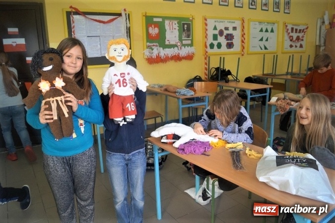 Zdjęcie w galerii na portalu naszraciborz.pl: Uczniowie z Markowic ratują dzieci w Afryce!  wiadomości z regionu