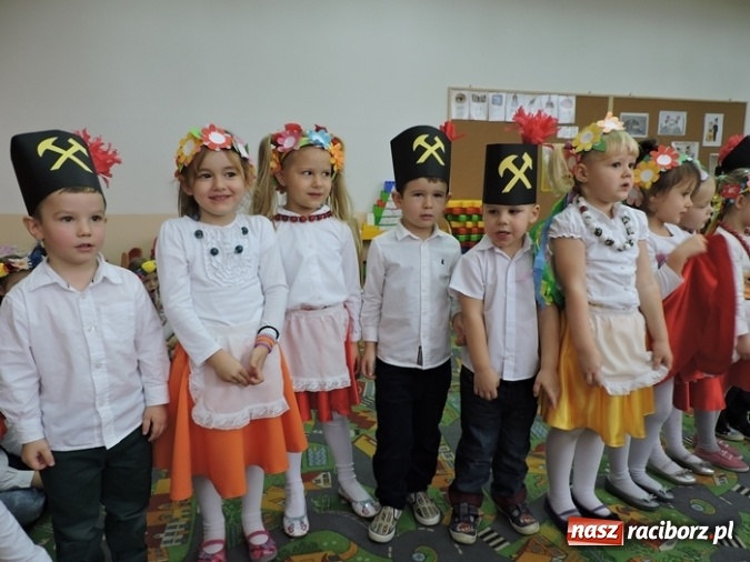 Zdjęcie w galerii na portalu naszraciborz.pl: Barbórkowe tańce i zabawy w Przedszkolu nr 16 w Raciborzu wiadomości z regionu