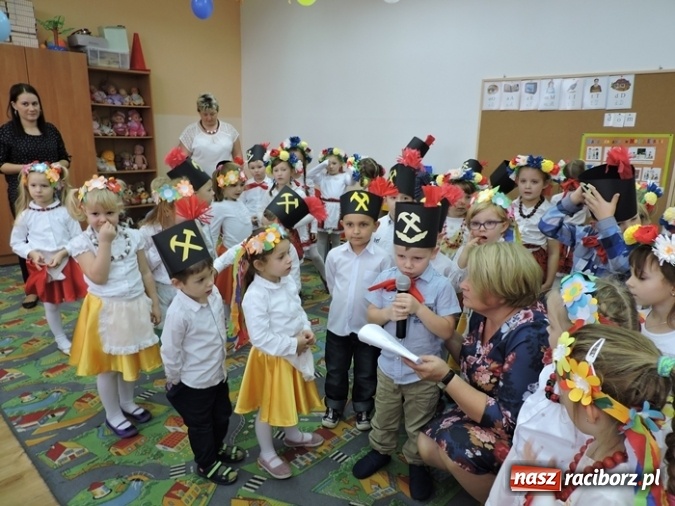 Zdjęcie w galerii na portalu naszraciborz.pl: Barbórkowe tańce i zabawy w Przedszkolu nr 16 w Raciborzu wiadomości z regionu