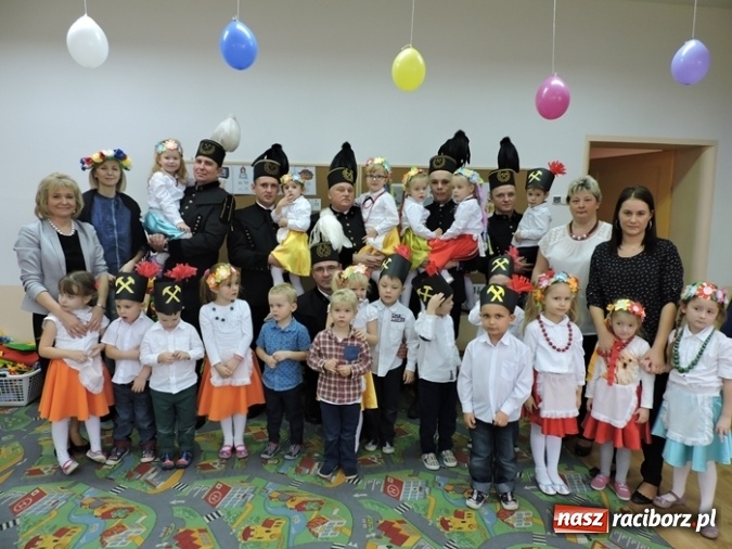Zdjęcie w galerii na portalu naszraciborz.pl: Barbórkowe tańce i zabawy w Przedszkolu nr 16 w Raciborzu wiadomości z regionu