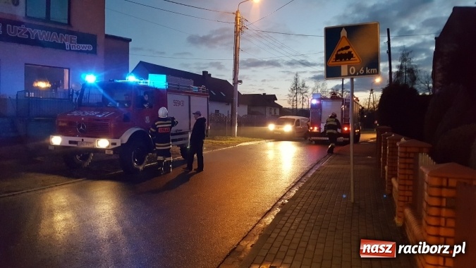 Zdjęcie w galerii na portalu naszraciborz.pl: Uszkodzenie sieci gazowej powodem zamknięcia ulicy Olimpijczyka w Markowicach  wiadomości z regionu