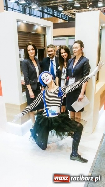 Zdjęcie w galerii na portalu naszraciborz.pl: EKO-OKNA zachwyciły międzynarodowych gości targów Equip’baie 2016  wiadomości z regionu