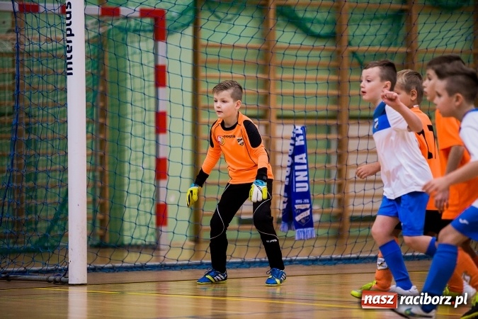 Zdjęcie w galerii na portalu naszraciborz.pl: Piłkarskie Mikołajki w Arenie Rafako. Młodzi unici najlepsi wiadomości z regionu