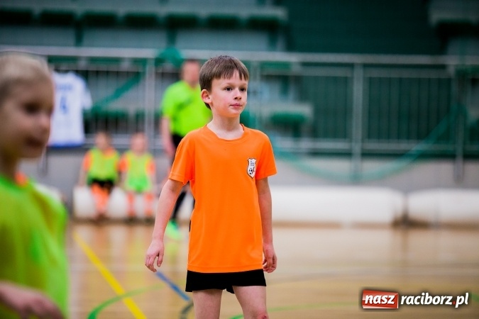 Zdjęcie w galerii na portalu naszraciborz.pl: Piłkarskie Mikołajki w Arenie Rafako. Młodzi unici najlepsi wiadomości z regionu
