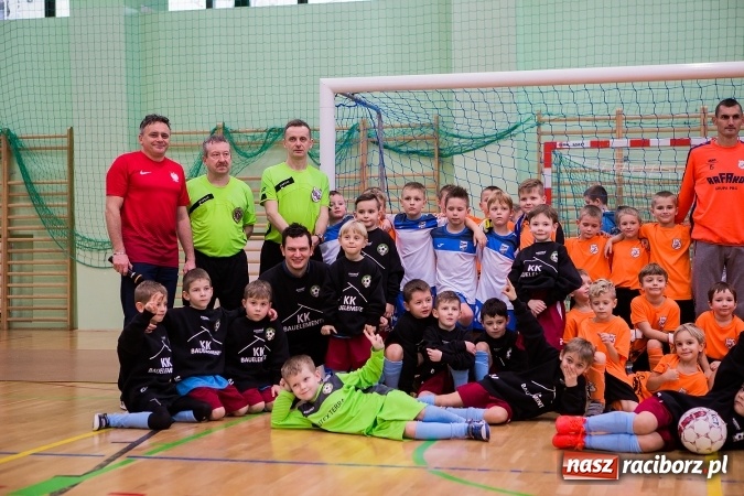 Zdjęcie w galerii na portalu naszraciborz.pl: Piłkarskie Mikołajki w Arenie Rafako. Młodzi unici najlepsi wiadomości z regionu