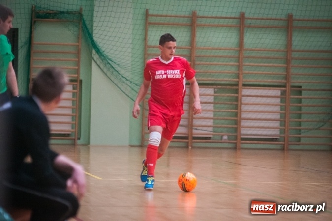 Zdjęcie w galerii na portalu naszraciborz.pl: HLPN nabiera tempa. Wygrane GTI Auto Spa, Limfo-Med i Willi Wiktoria Brenna wiadomości z regionu