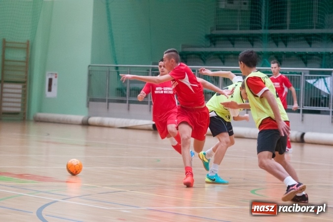 Zdjęcie w galerii na portalu naszraciborz.pl: HLPN nabiera tempa. Wygrane GTI Auto Spa, Limfo-Med i Willi Wiktoria Brenna wiadomości z regionu