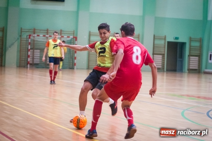 Zdjęcie w galerii na portalu naszraciborz.pl: HLPN nabiera tempa. Wygrane GTI Auto Spa, Limfo-Med i Willi Wiktoria Brenna wiadomości z regionu