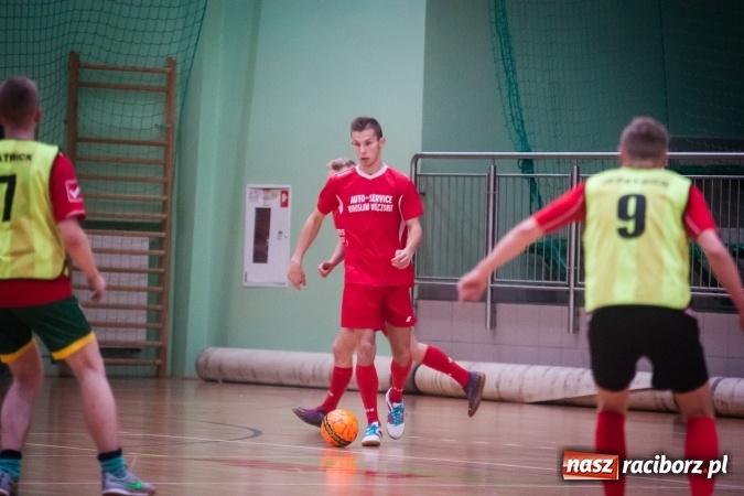 Zdjęcie w galerii na portalu naszraciborz.pl: HLPN nabiera tempa. Wygrane GTI Auto Spa, Limfo-Med i Willi Wiktoria Brenna wiadomości z regionu