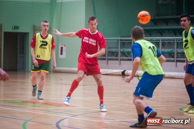 Zdjęcie w galerii na portalu naszraciborz.pl: HLPN nabiera tempa. Wygrane GTI Auto Spa, Limfo-Med i Willi Wiktoria Brenna wiadomości z regionu