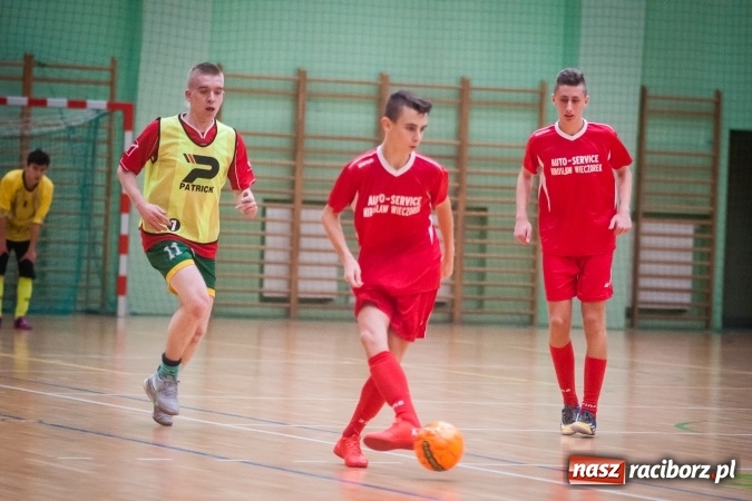 Zdjęcie w galerii na portalu naszraciborz.pl: HLPN nabiera tempa. Wygrane GTI Auto Spa, Limfo-Med i Willi Wiktoria Brenna wiadomości z regionu