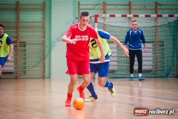 Zdjęcie w galerii na portalu naszraciborz.pl: HLPN nabiera tempa. Wygrane GTI Auto Spa, Limfo-Med i Willi Wiktoria Brenna wiadomości z regionu