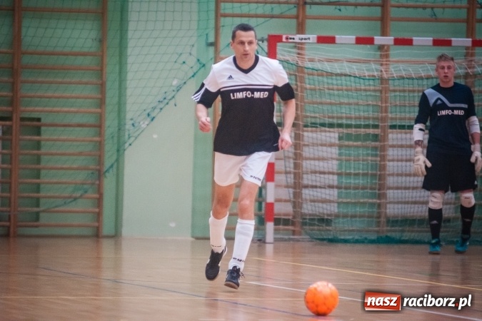 Zdjęcie w galerii na portalu naszraciborz.pl: HLPN nabiera tempa. Wygrane GTI Auto Spa, Limfo-Med i Willi Wiktoria Brenna wiadomości z regionu