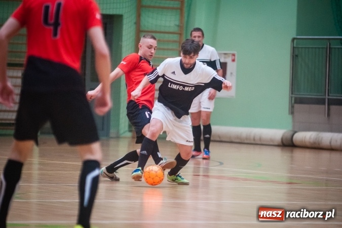 Zdjęcie w galerii na portalu naszraciborz.pl: HLPN nabiera tempa. Wygrane GTI Auto Spa, Limfo-Med i Willi Wiktoria Brenna wiadomości z regionu