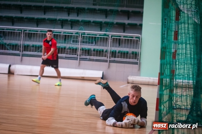 Zdjęcie w galerii na portalu naszraciborz.pl: HLPN nabiera tempa. Wygrane GTI Auto Spa, Limfo-Med i Willi Wiktoria Brenna wiadomości z regionu