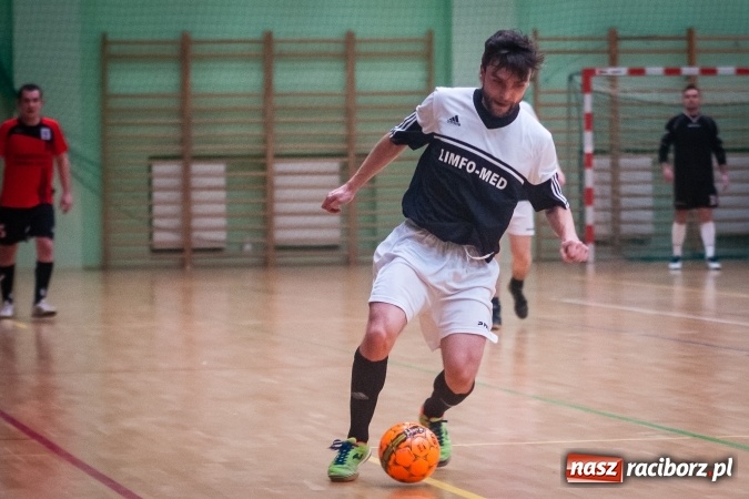 Zdjęcie w galerii na portalu naszraciborz.pl: HLPN nabiera tempa. Wygrane GTI Auto Spa, Limfo-Med i Willi Wiktoria Brenna wiadomości z regionu