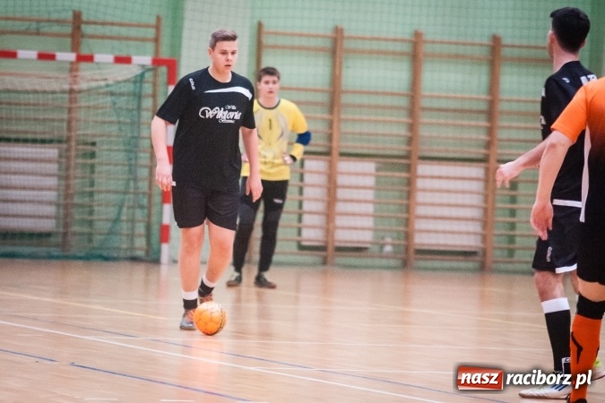 Zdjęcie w galerii na portalu naszraciborz.pl: HLPN nabiera tempa. Wygrane GTI Auto Spa, Limfo-Med i Willi Wiktoria Brenna wiadomości z regionu