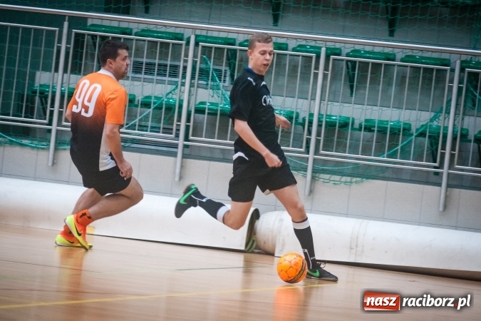 Zdjęcie w galerii na portalu naszraciborz.pl: HLPN nabiera tempa. Wygrane GTI Auto Spa, Limfo-Med i Willi Wiktoria Brenna wiadomości z regionu