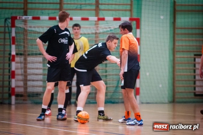 Zdjęcie w galerii na portalu naszraciborz.pl: HLPN nabiera tempa. Wygrane GTI Auto Spa, Limfo-Med i Willi Wiktoria Brenna wiadomości z regionu