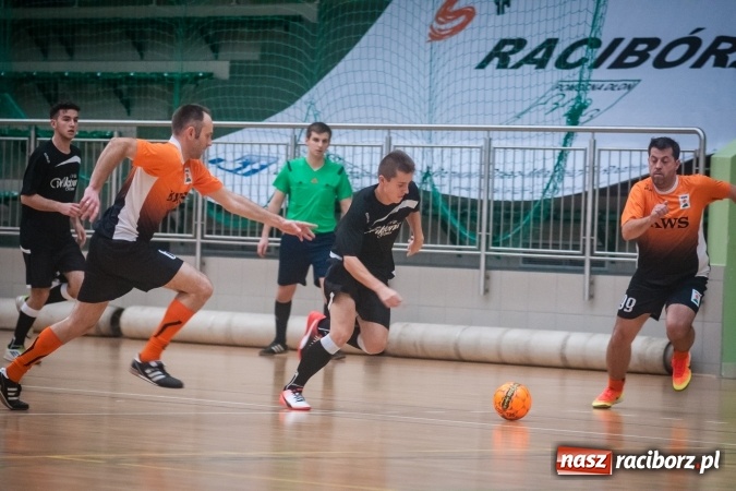 Zdjęcie w galerii na portalu naszraciborz.pl: HLPN nabiera tempa. Wygrane GTI Auto Spa, Limfo-Med i Willi Wiktoria Brenna wiadomości z regionu