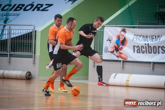 Zdjęcie w galerii na portalu naszraciborz.pl: HLPN nabiera tempa. Wygrane GTI Auto Spa, Limfo-Med i Willi Wiktoria Brenna wiadomości z regionu