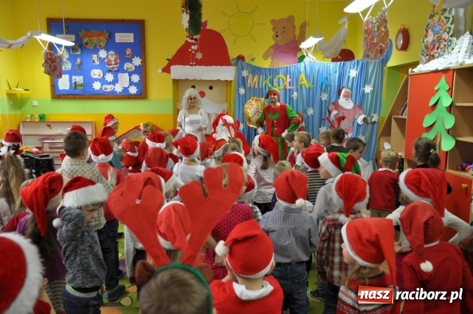 Zdjęcie w galerii na portalu naszraciborz.pl: Mikołajkowe show w markowickim przedszkolu wiadomości z regionu
