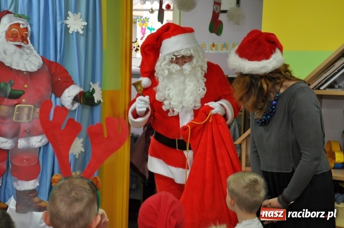 Zdjęcie w galerii na portalu naszraciborz.pl: Mikołajkowe show w markowickim przedszkolu wiadomości z regionu