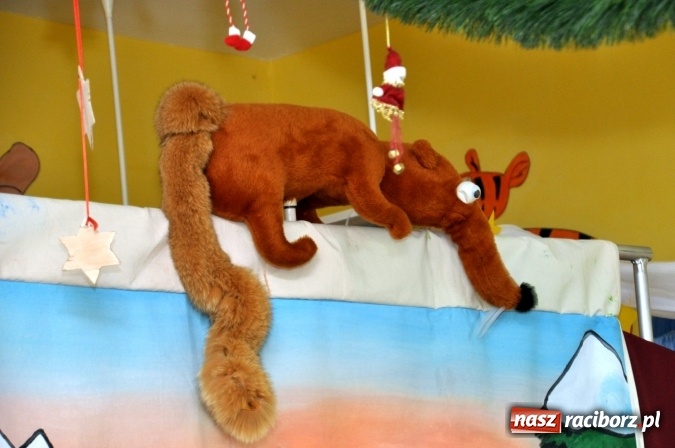 Zdjęcie w galerii na portalu naszraciborz.pl: Mikołajkowe show w markowickim przedszkolu wiadomości z regionu