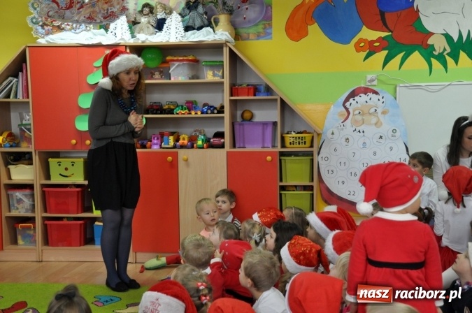 Zdjęcie w galerii na portalu naszraciborz.pl: Mikołajkowe show w markowickim przedszkolu wiadomości z regionu