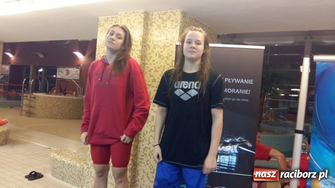 Zdjęcie w galerii na portalu naszraciborz.pl: Pływanie. Raciborski ZSOMS w środku stawki  wiadomości z regionu