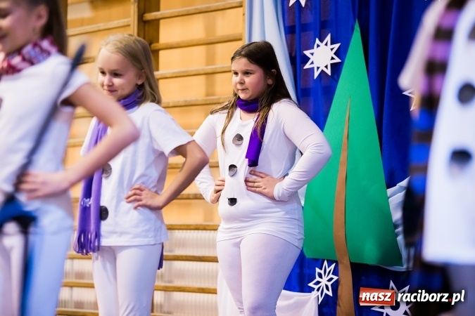 Zdjęcie w galerii na portalu naszraciborz.pl: Kiermasz świąteczny w krzanowickiej szkole wiadomości z regionu