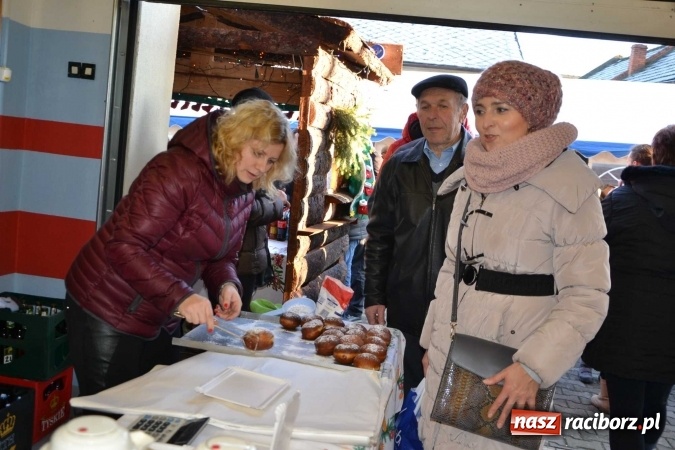 Zdjęcie w galerii na portalu naszraciborz.pl: Mróz im niestraszny, czyli Weihnachtsmarkt w Bolesławiu  wiadomości z regionu