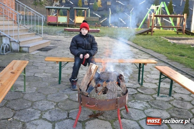 Zdjęcie w galerii na portalu naszraciborz.pl: Mróz im niestraszny, czyli Weihnachtsmarkt w Bolesławiu  wiadomości z regionu