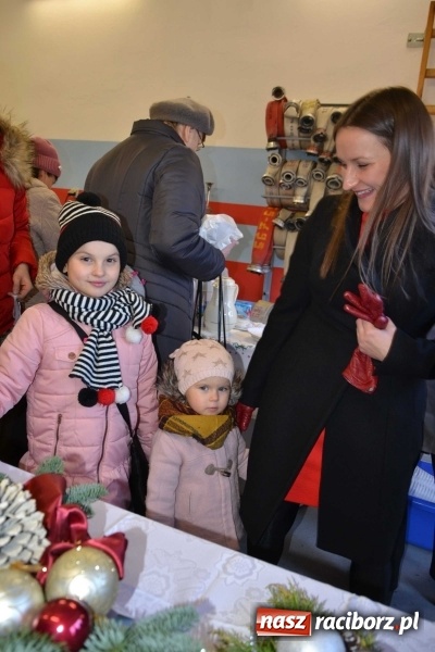 Zdjęcie w galerii na portalu naszraciborz.pl: Mróz im niestraszny, czyli Weihnachtsmarkt w Bolesławiu  wiadomości z regionu